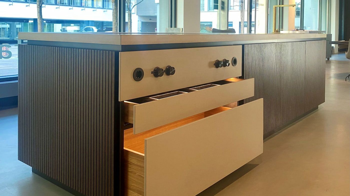 Faber Soehne Kueche dade design Betonarbeitsplatte Betonfronten